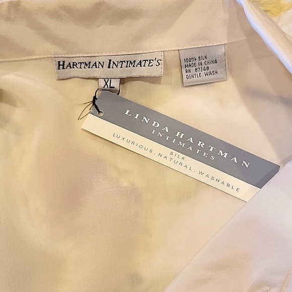 Linda Hartman Classic Silk Pajama Top - Picture 5 of 7